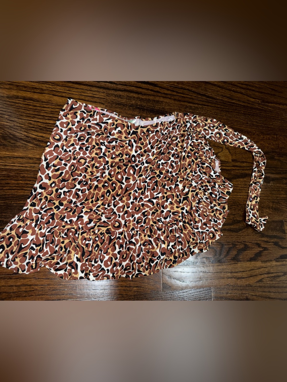 Lilly Pulitzer 3pc bikini set in the pattern "Chocolate Onyx My Favorite Spot” - Picture 3 of 9